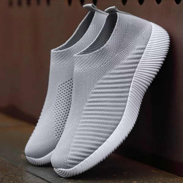 Sapatos rasos elásticos respiráveis para mulheres, tênis leves, calçados esportivos, primavera e verão - Image 2