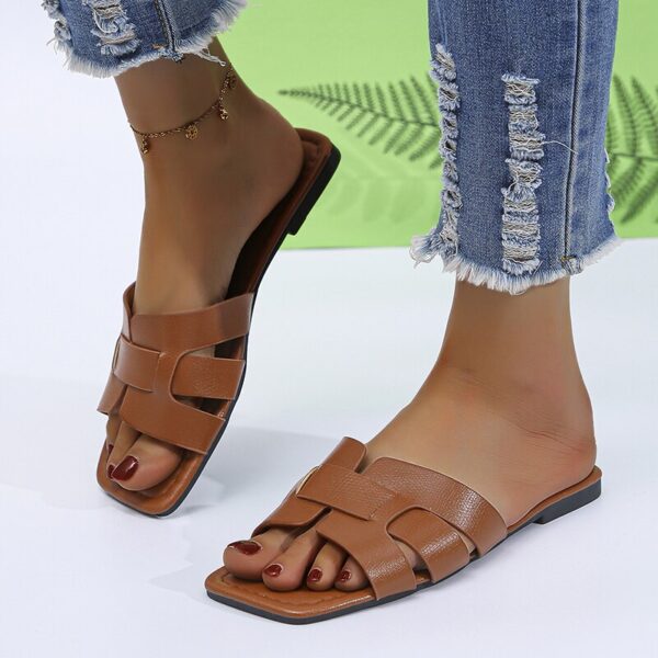 Chinelos femininos de praia ao ar livre, chinelos de luxo, planos, sandálias femininas, moda de marca, sapatos deslizantes, verão, tamanho grande 43, 2023 - Image 18