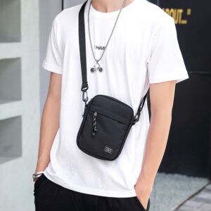 Mini bolsa, bolsa crossbody leve de ombro único com pequena bolsa suspensa e design de marca na moda