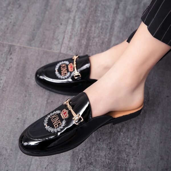 Chinelos masculino de cabeça, sandálias pretas, sandálias esculpidas à mão respiráveis, sapatos da moda europeia e americana, tamanhos masculinos 38-45, novo, verão - Image 2