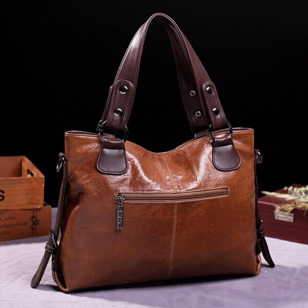 Bolsas casual feminina, de couro macia, de ombro vintage de grande capacidade, bolsa de mão transversal para senhoras, nova moda, 2023 - Image 2