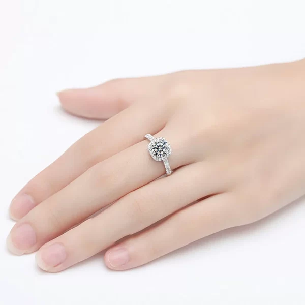 Anéis feminino, Knobspin, cor redonda moissanite anel 925 prata esterlina chapeado com 18k branco anéis de ouro para casamento banda fina jóias. - Image 6
