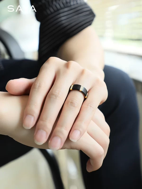 Anéis de carboneto de tungstênio preto para homens, com chapeamento de ouro dentro cor preta três peças de zircônia cúbica, gravura - Image 5