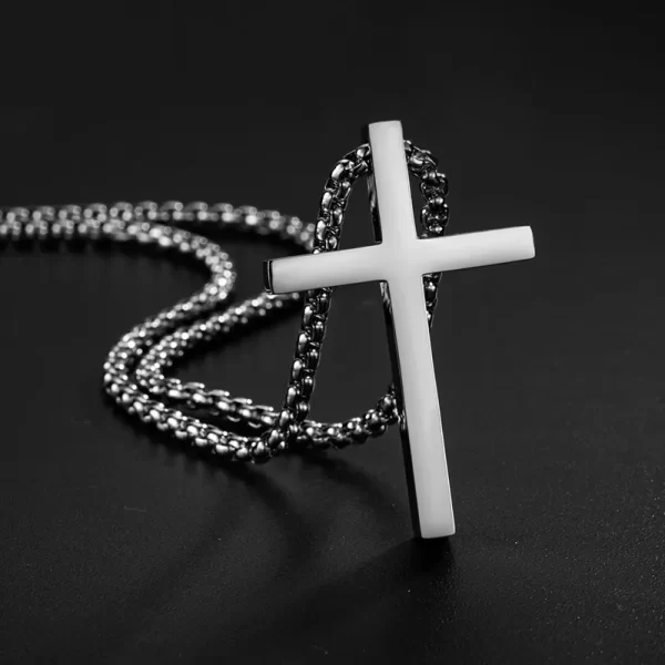Colar de pingente cruz em aço inoxidável para homens e mulheres, joias minimalistas, gargantilhas masculinas e femininas, cor prata, novo - Image 2