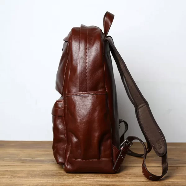 Mochila de couro masculina,  NZPI, saco de viagem de moda europeia e americana cabeça do vintage primeira camada de couro, de lazer. - Image 4