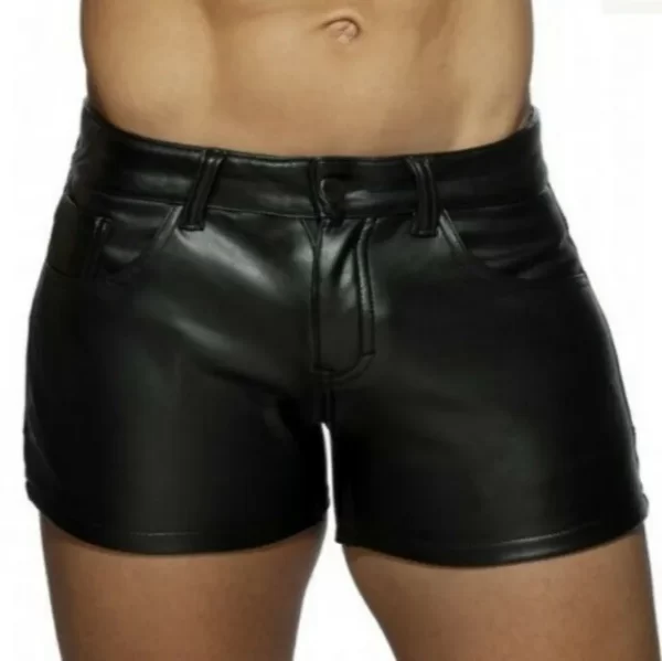 Shorts de couro PU estilo punk masculino, cor sólida, casual, curto, clube, tendência da moda, verão.