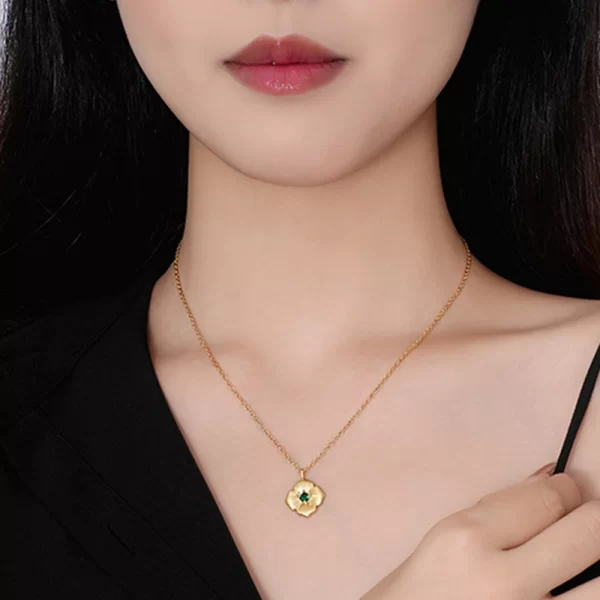 Colar feminino, S925 Colar Flor de Prata, Pingente de Grama de Quatro Folhas, Corrente de Colarinho Feminino, Zircão Brilhante, Jóias de Luxo - Image 5
