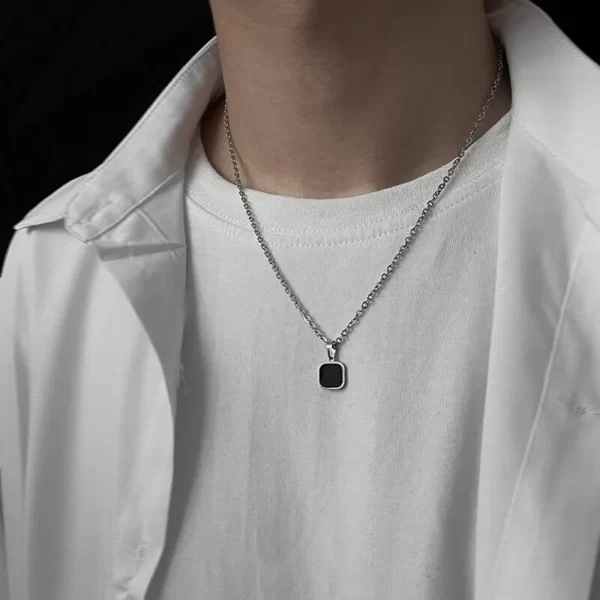 Colar masculino, Tide marca rua dança hip-hop preto quadrado pingente colar personalidade simples colar de aço inoxidável acessórios - Image 2