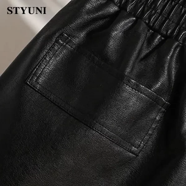 Shorts de couro casual feminino, cintura alta elástica, perna larga, calça solta, preto, moda coreana, inverno, monocromático. - Image 4